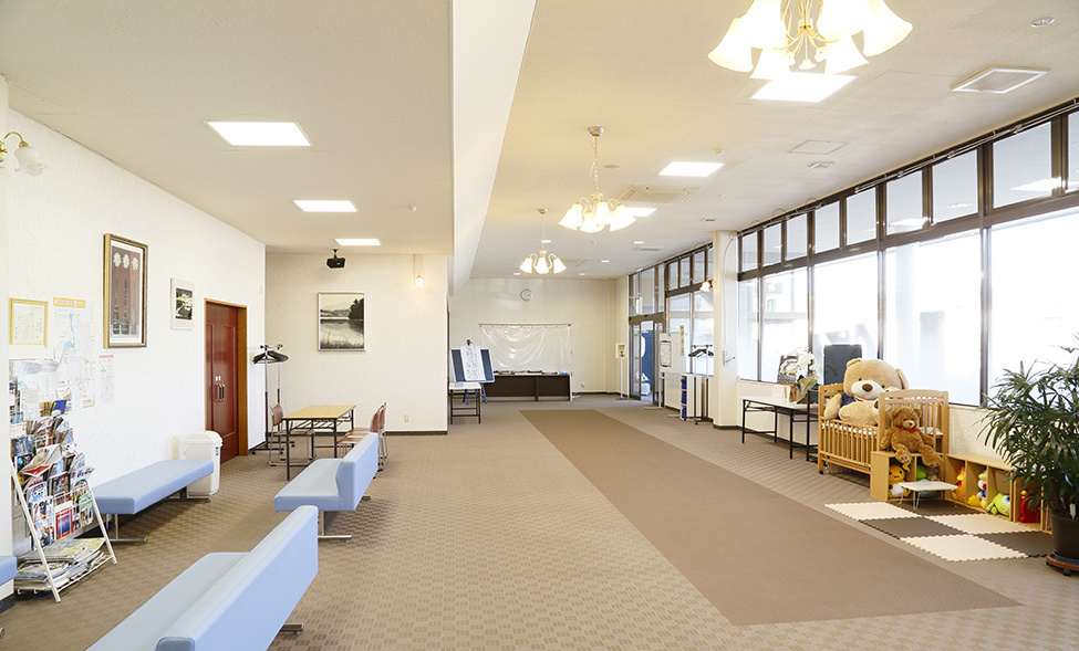 総合葬祭おかべ　エントランスホール